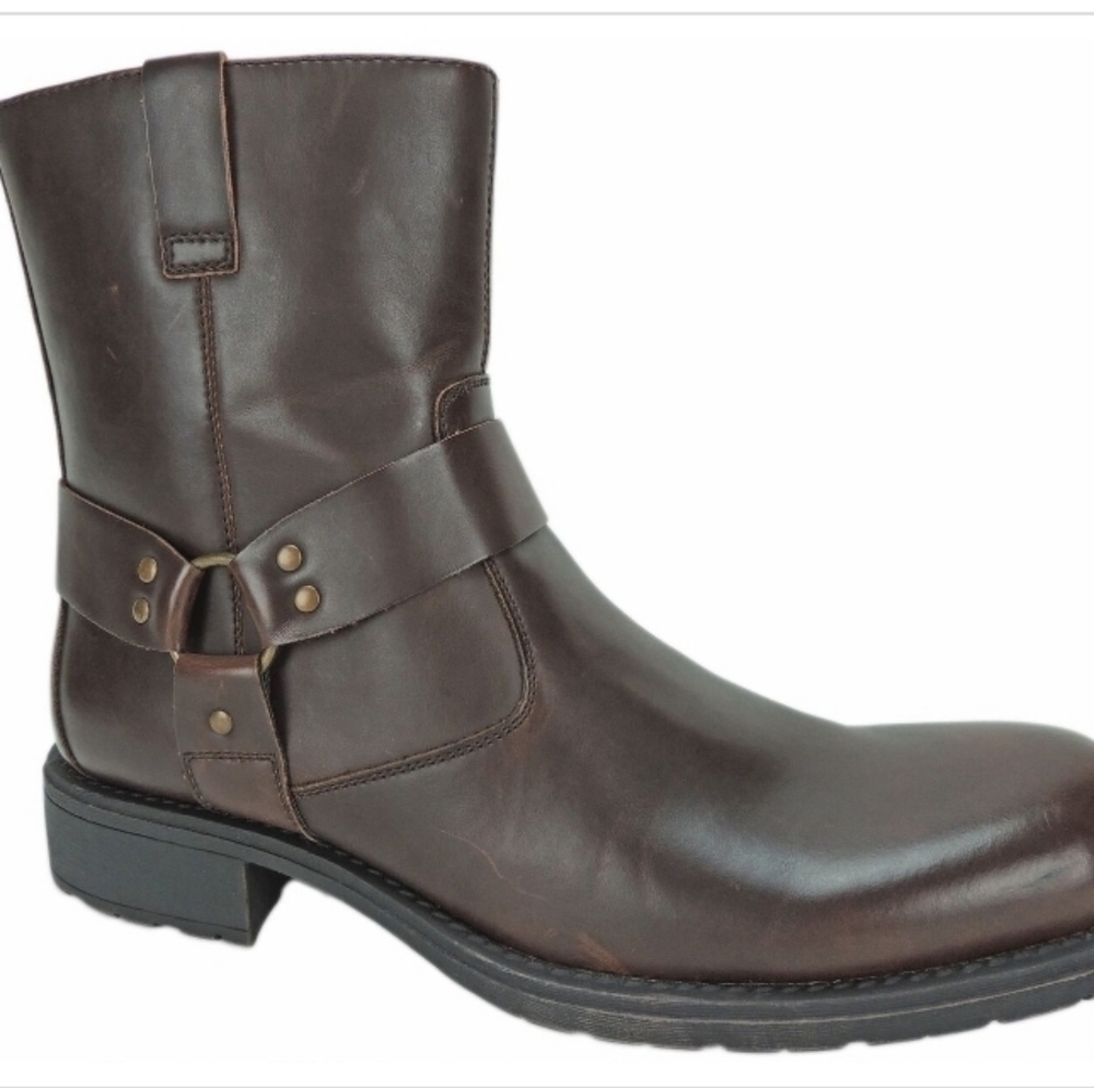 Kenneth cole unlisted boots size 12, brown color